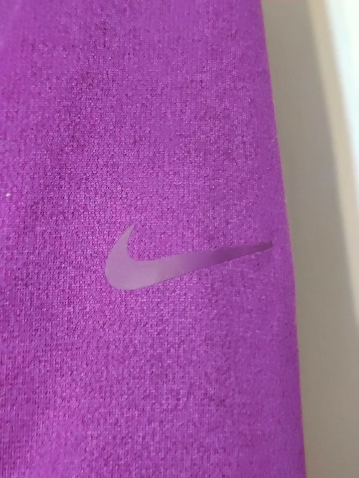 Pullover Nike Therma Victory media cremallera talla M púrpura golf Foto 3 de 4