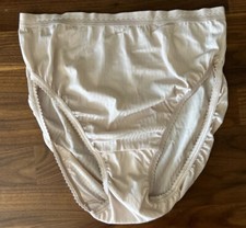Vintage BALI SASSY SKAMP Panties Stretch Hikini Size 7 Style 2437