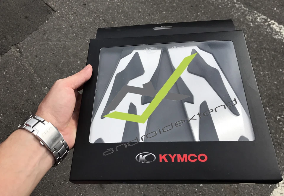 KYMCO AK550 FRONT FOOT PLATES - Image 2 of 4