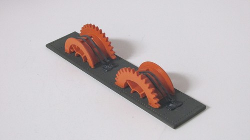 Ho gauge,industrial gear load,on platform,plastic,to fit gondolas,5.5''L x1.2''W - Picture 7 of 12