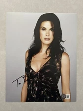 Teri Hatcher autographed signed 8x10 photo Beckett BAS COA Sexy Hot Model Susan
