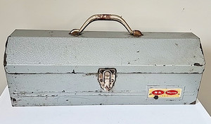 Vintage S-K Wayne Coffin Metal Gray Tool Box 17.5"L X 6”H X 6”D