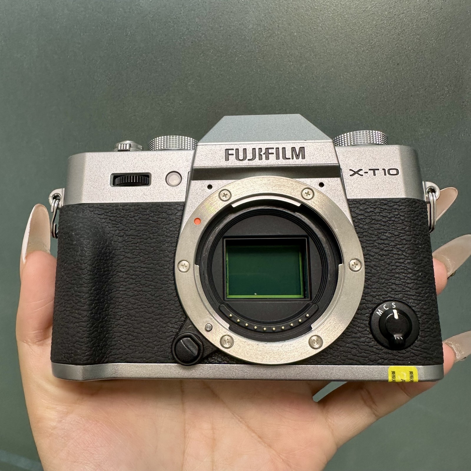 Fuji Fujifilm X-T10 XT10 16.3MP Mirrorless Digital Camera Body -Tested Silver - second product detail image