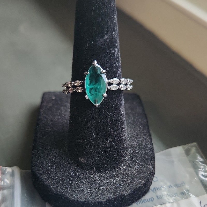 Bomb Party "Eternally Yours" Ring RBP7482 Lab Emerald/Quartz Hematite Plated Sz6