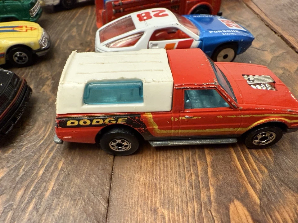 Vintage Hot Wheels Die Cast Car Lot & matchbox Car Toys Orginal Case 19 Cars 60s - Image 4 of 4