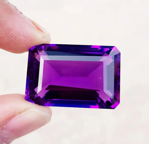 Large 50 Ct Natural Amethyst Gemstone Perfect for Custom Jewelry Design 14