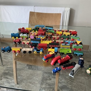 Wooden & Metal Engines and Carriages Train Set Job lot Brio & Thomas Compatible
