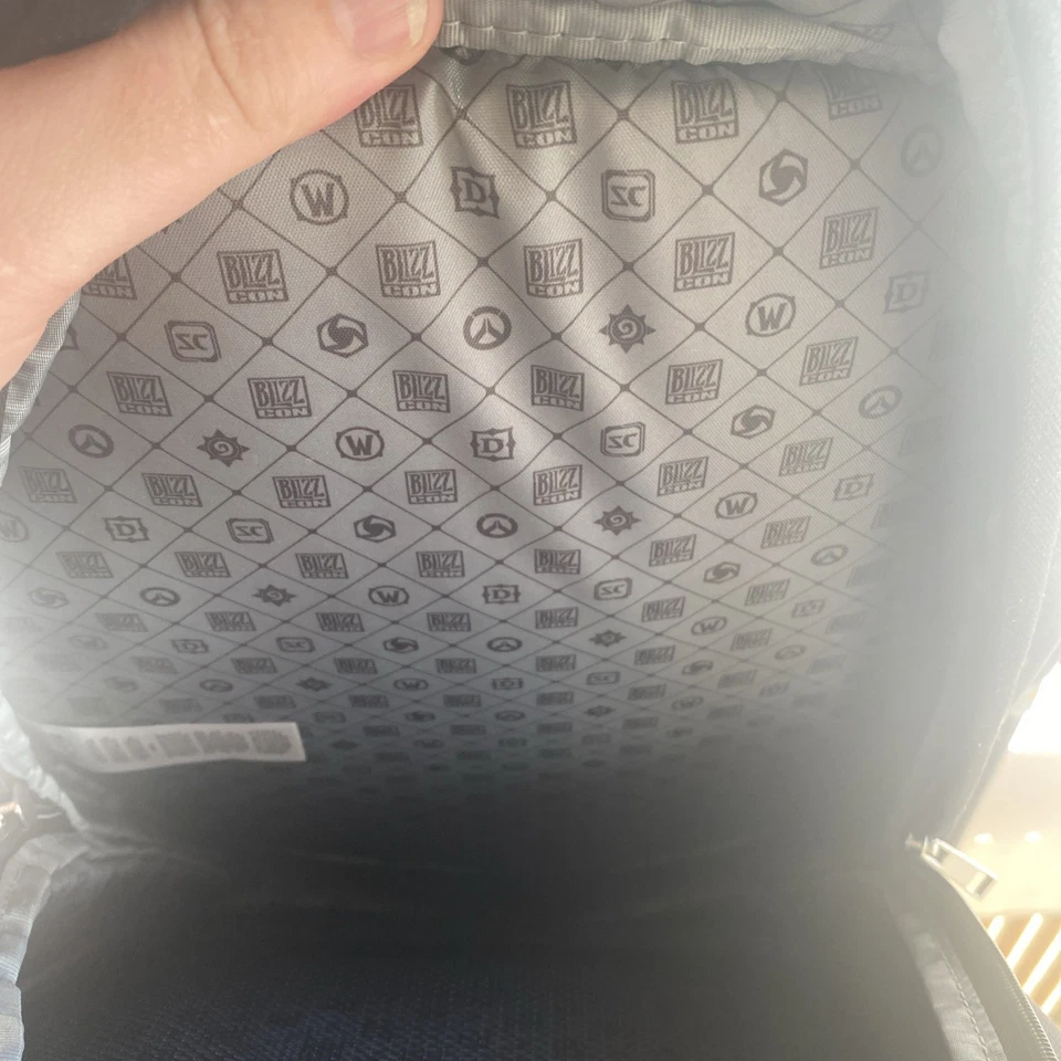 Rucksack,Blizzard, Schwarz, Padges, Neuwertig, Retro,Vintage - Bild 3 von 4