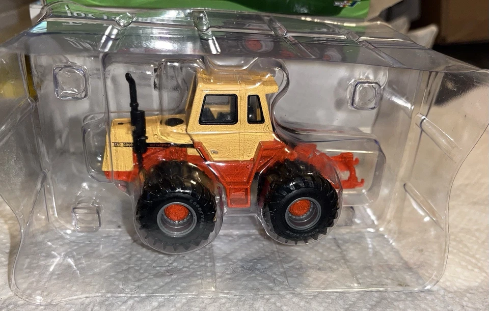 ERTL Case 2470 Traction King National Farm Toy Show 2007 Tractor 1/64 NIB - Image 2 of 4