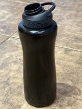 32oz Black Metal Cirkul Water Bottle