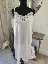 Vtg Vassarette Sz 34 White Nylon Lace Accent Full Slip Dress Lingerie USA