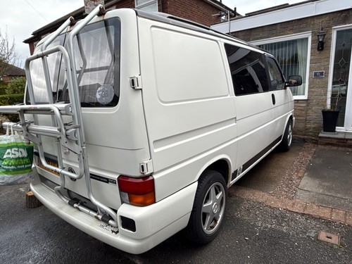 KINGSLEY! Much-Loved VW T4 - Picture 17 of 24