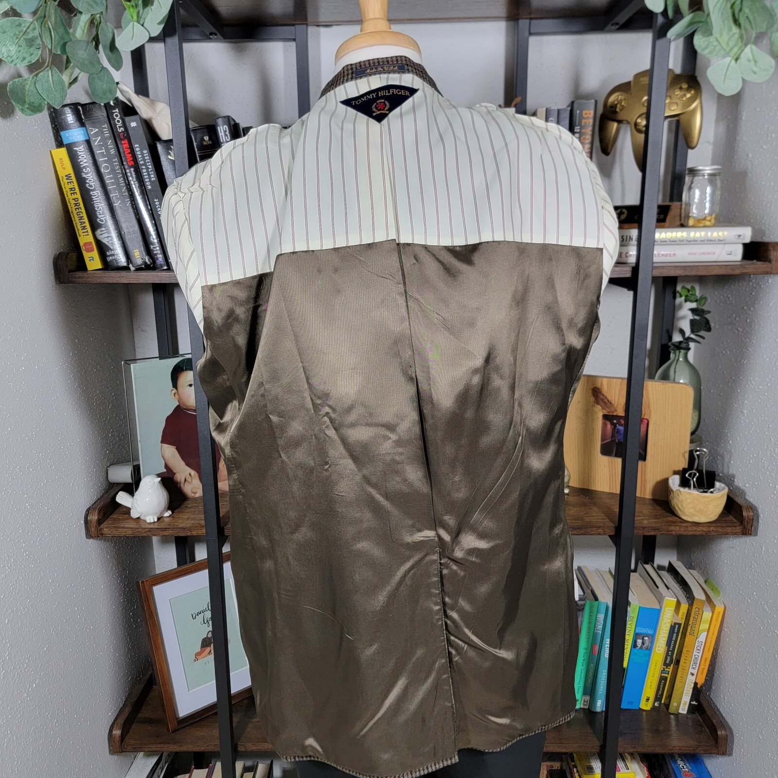 VTG Tommy Hilfiger Tweed Sport Coat Blazer Three Button Houndstooth Wool Sz 44R thumbnail 16