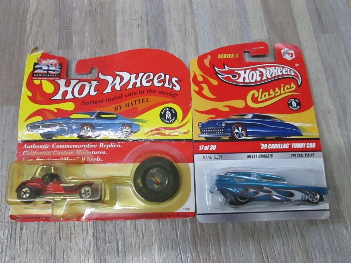12 pack Hot Wheels different color type mini car. all new sealed