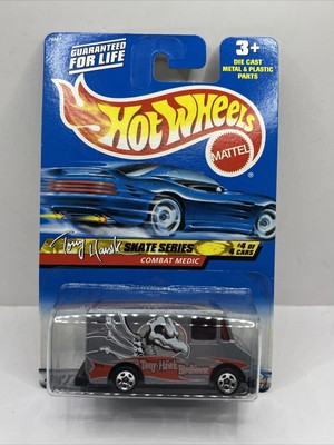 2000 Hot Wheels #44 Tony Hawk Skate Series 4/4 COMBAT MEDIC Gray (177)