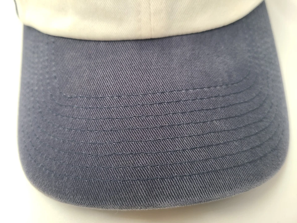 Gorra con tirantes blanca azul University of Michigan Wolverines Twins Enterprise Foto 3 de 4