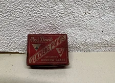 Vintage Box of Red Devil Glaziers Points