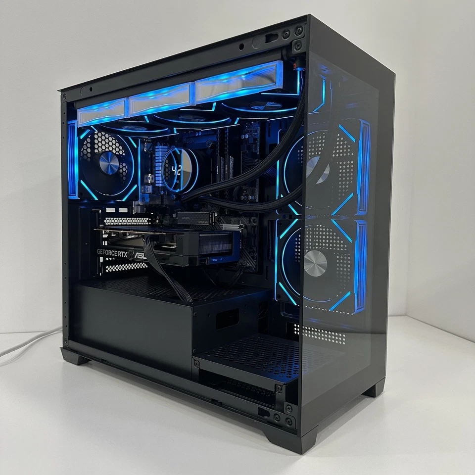 Fast Gaming PC / AMD Ryzen 7 5700X / 2TB SSD / 64GB DDR4 / RTX 5070 TI 16GB WiFi - Image 2 of 4