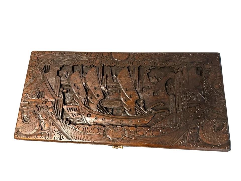 1960s Large Mid Century Modern Chinese Carved Camphor Wooden Chest / Trunk - Image 4 of 4