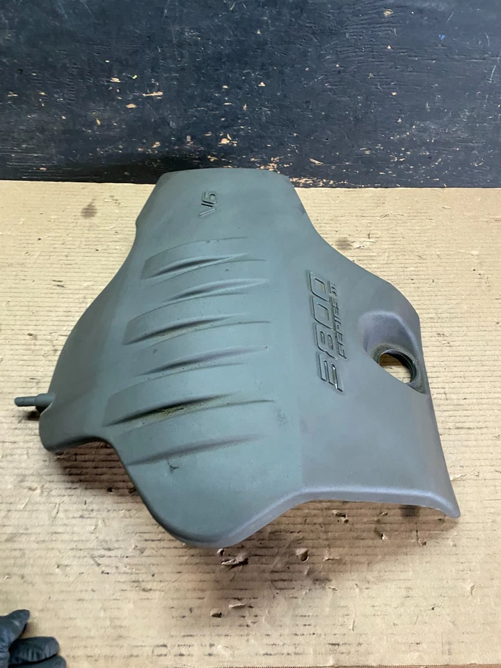 2000 2001 2002 2003 2005 Buick Park Avenue Lesabre 3.8L Engine Cover s3708 DG - Image 4 of 4