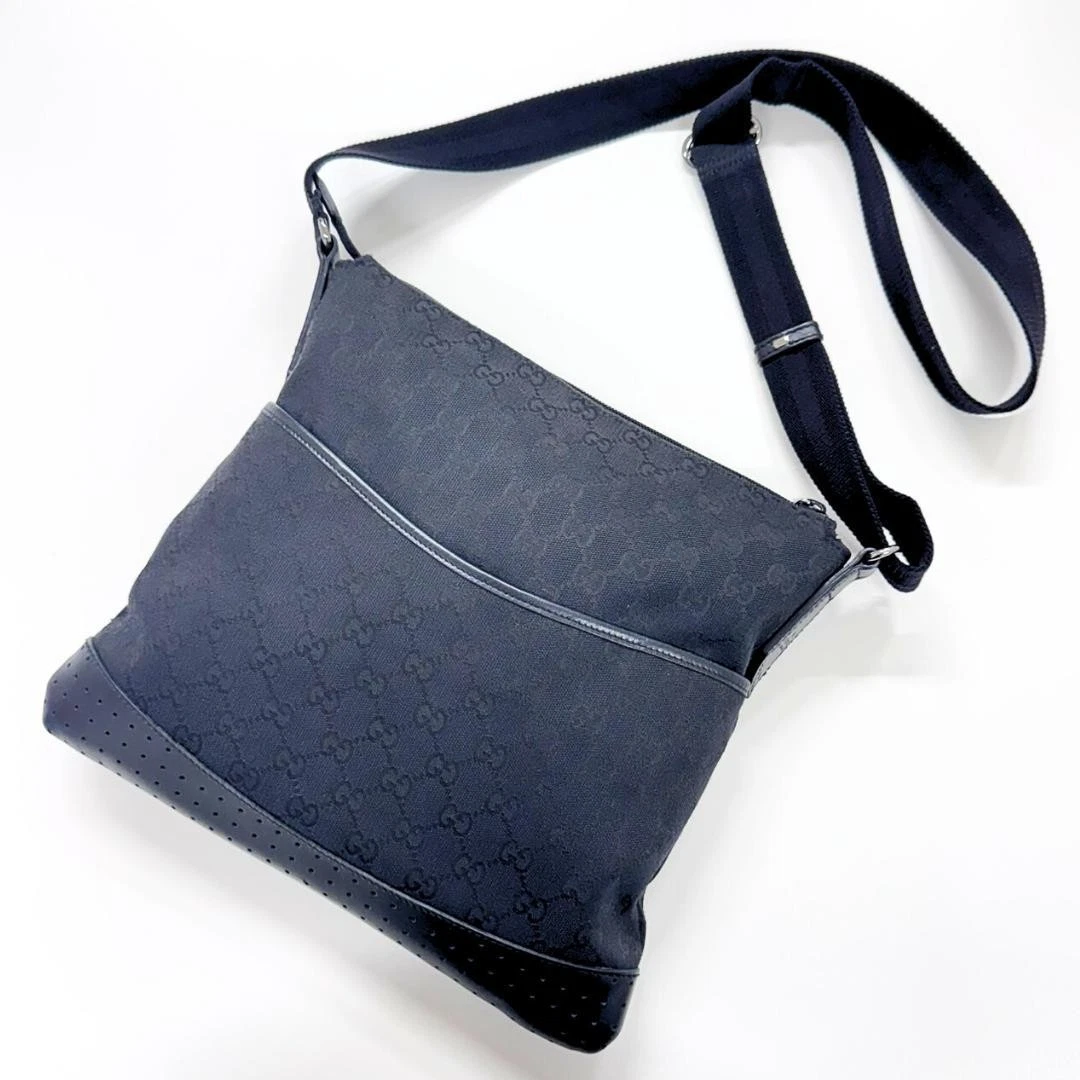 Sac bandoulière Gucci GG toile cuir 145857 noir #PG8CZG