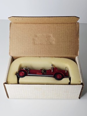 Ashton Models - Ahrens Fox - New Orleans Fire Truck #7 - 1:43 6.5'' Long Diecast