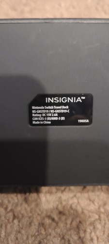 Nintendo Switch Insignia Brand Travel switch dock - Picture 4 of 4