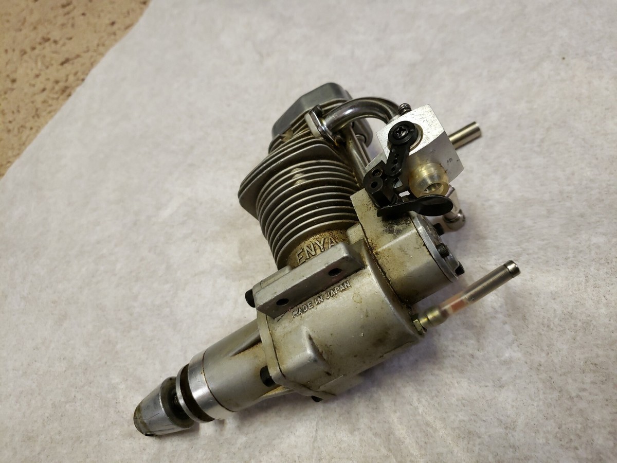 エンヤ 60-4C 模型 飛行機 大型 4ST エンジン　ENYA ENGINE エンヤ 60-4C 模型 飛行機 大型 4ST エンジン ENYA ENGINE