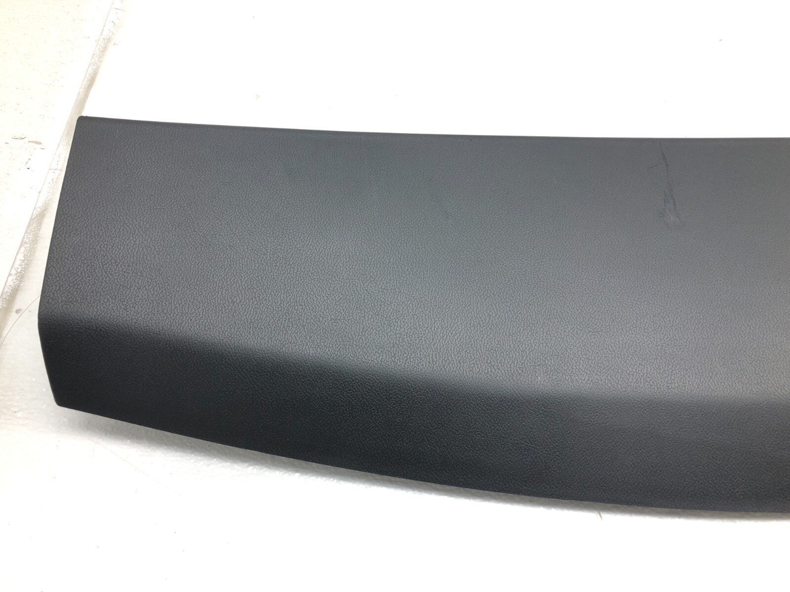 2017-2022 MASERATI LEVANTE LIFTGATE BACK DOOR UPPER TRIM COVER PANEL OEM.