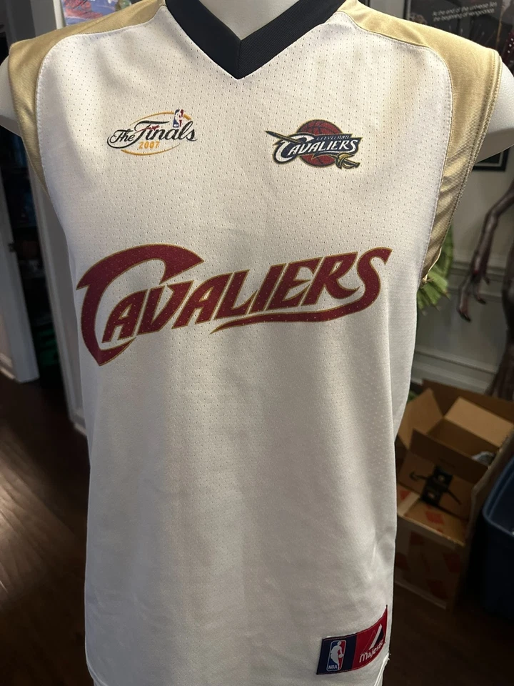 Cleveland Cavaliers Lebron James Jersey 2007 NBA Finals Majestic Medium - Image 2 of 4
