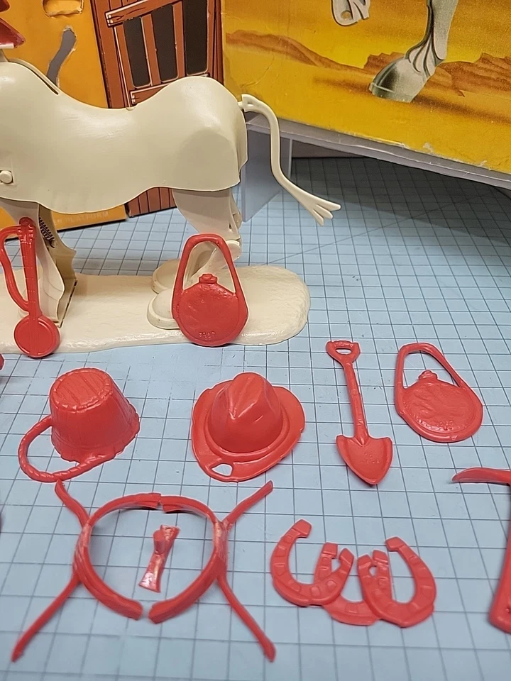 Vintage 1970 "Buck-A-Roo" Game - IDEAL Toy Corp. Game No. 2354-9 - Image 4 of 4