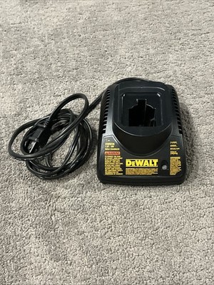 DeWalt Battery Charger Model DW9226 7.2-18 Volt   Pre-Owned Battery Not Included
