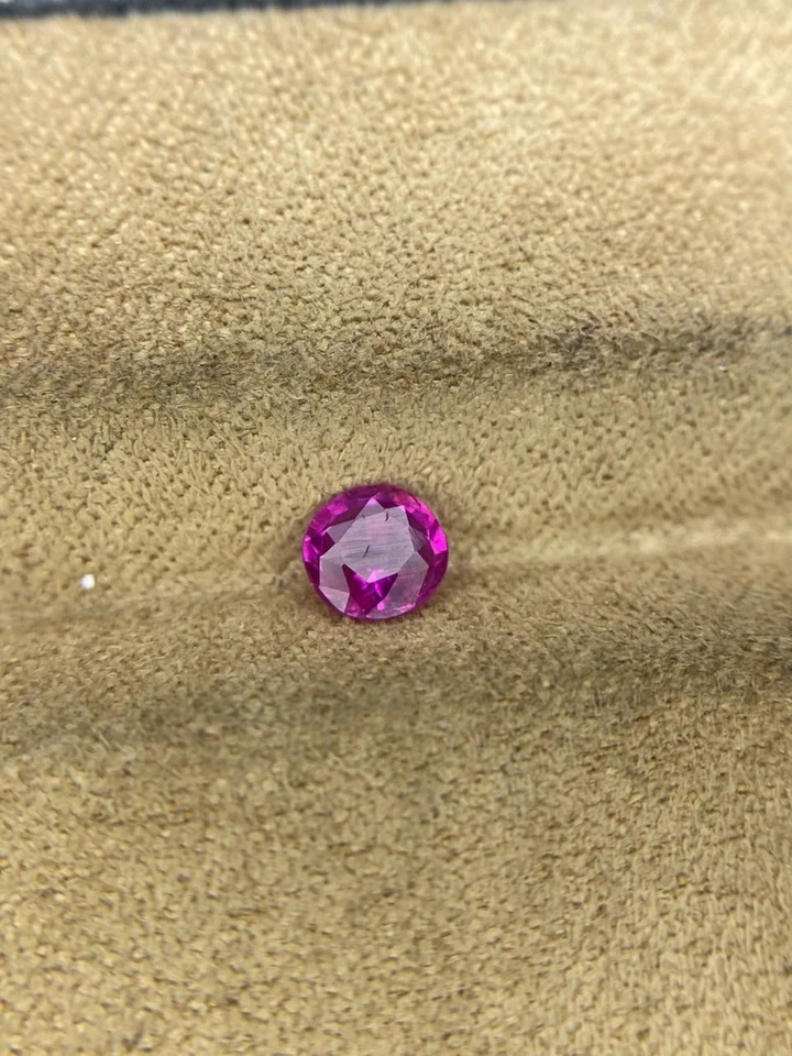 0.35ct | Natural Eye Clean Pink Ruby Round Cut, Loose Gemstone | Afghanistan. - Image 3 of 4