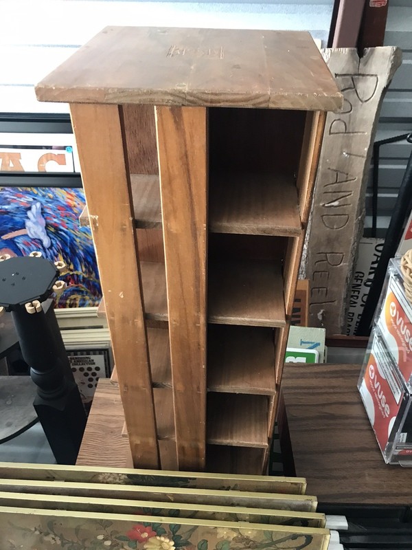 Vintage Napa Valley CD Storage 200-Disk Display Rack Spinning Carousel Wood