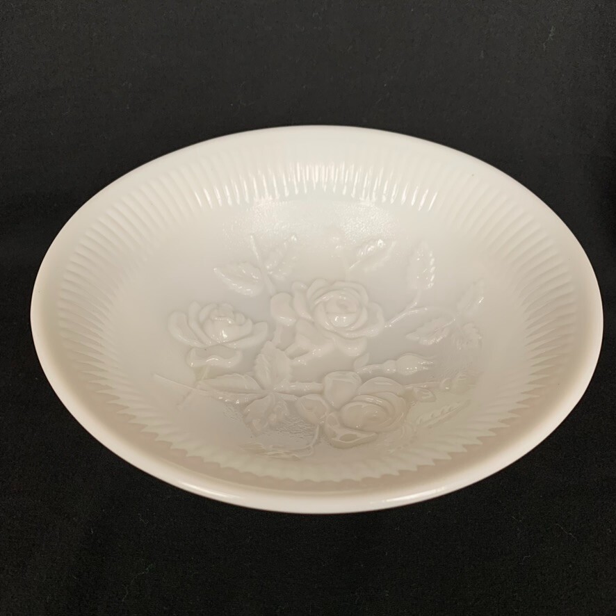 Vintage Imperial Ohio Rose Milk Glass Footed Bowl 8 Inch 3 Toes