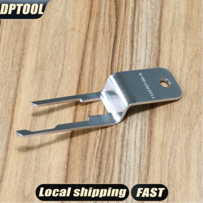 Car Seat Belt Release Tool Unbuckle Car Seat Release Tool 1133787-00-A Key Tesla