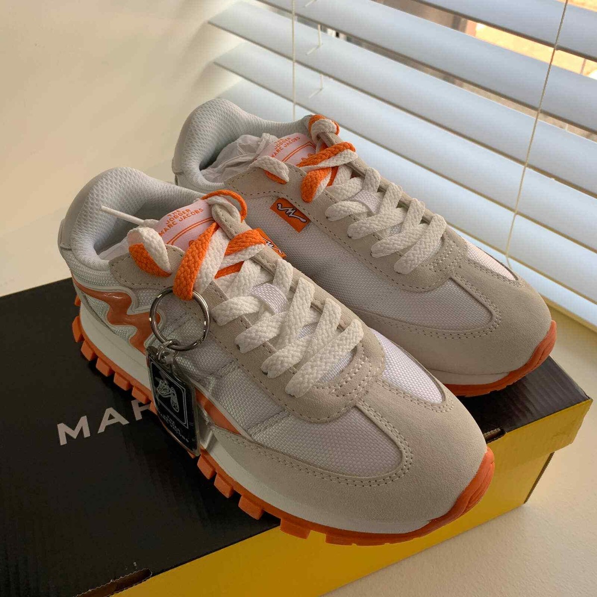 marc jacobs orange shoes