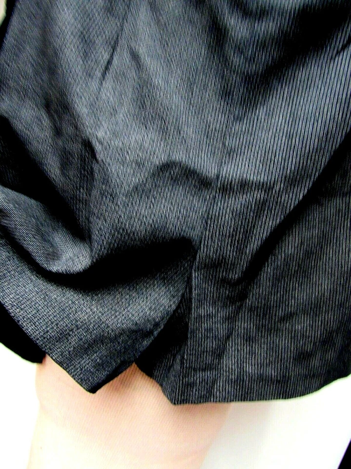 Pantalones Cortos De Colección All That Jazz Frente Plano A Rayas Gris Carbón Negro 9/10 Usados en Excelente Condición Foto 4 de 4