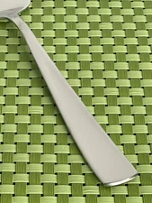 International MAISON SATIN Stainless Flat Tip NEW Flatware SMART CHOICE E20N