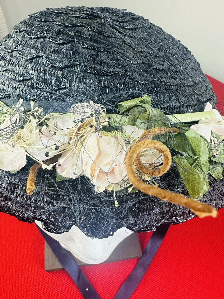Antiguo sombrero floral de paja negro con capó aleta años 30 1940 foto utilería Art Deco Foto 2 de 4