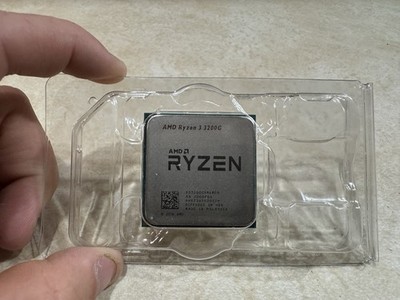 AMD Ryzen 3 3200G 4-Core 3.6GHz Socket AM4 CPU Processor YD3200C5M4MFH