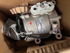 Klimakompressor NEU 1800K105 FORD Focus Fiesta usw + Mazda 2