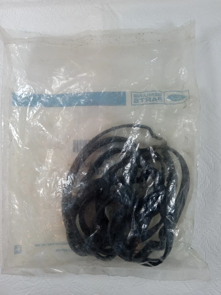 Junta de cubierta de válvula Ford Focus 2000-2004 genuina OEM NUEVA YS4Z6584BA Foto 2 de 4
