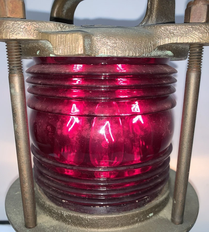 Antigua linterna/luz de navegación vintage de la Marina de los Estados Unidos L Rowe SYM 193 ¡RARA!! Foto 2 de 4