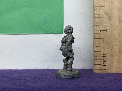 Archivo 5006 (a) Thief Miniature Metal Fantasy - Imagen 4 de 5
