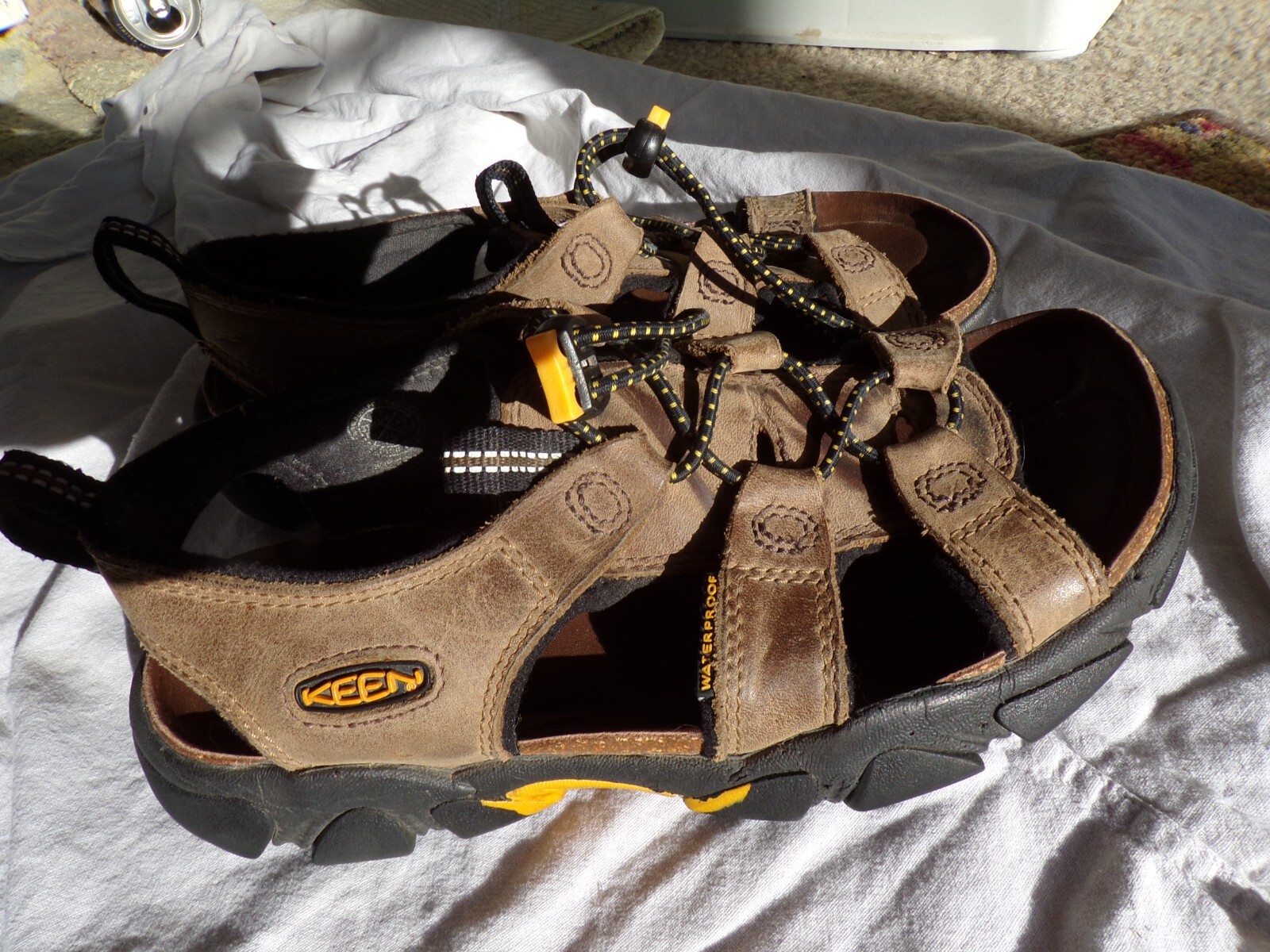 Keen Women's Size 7 Sarasota Sandals Brown Leather Open Toe Sport