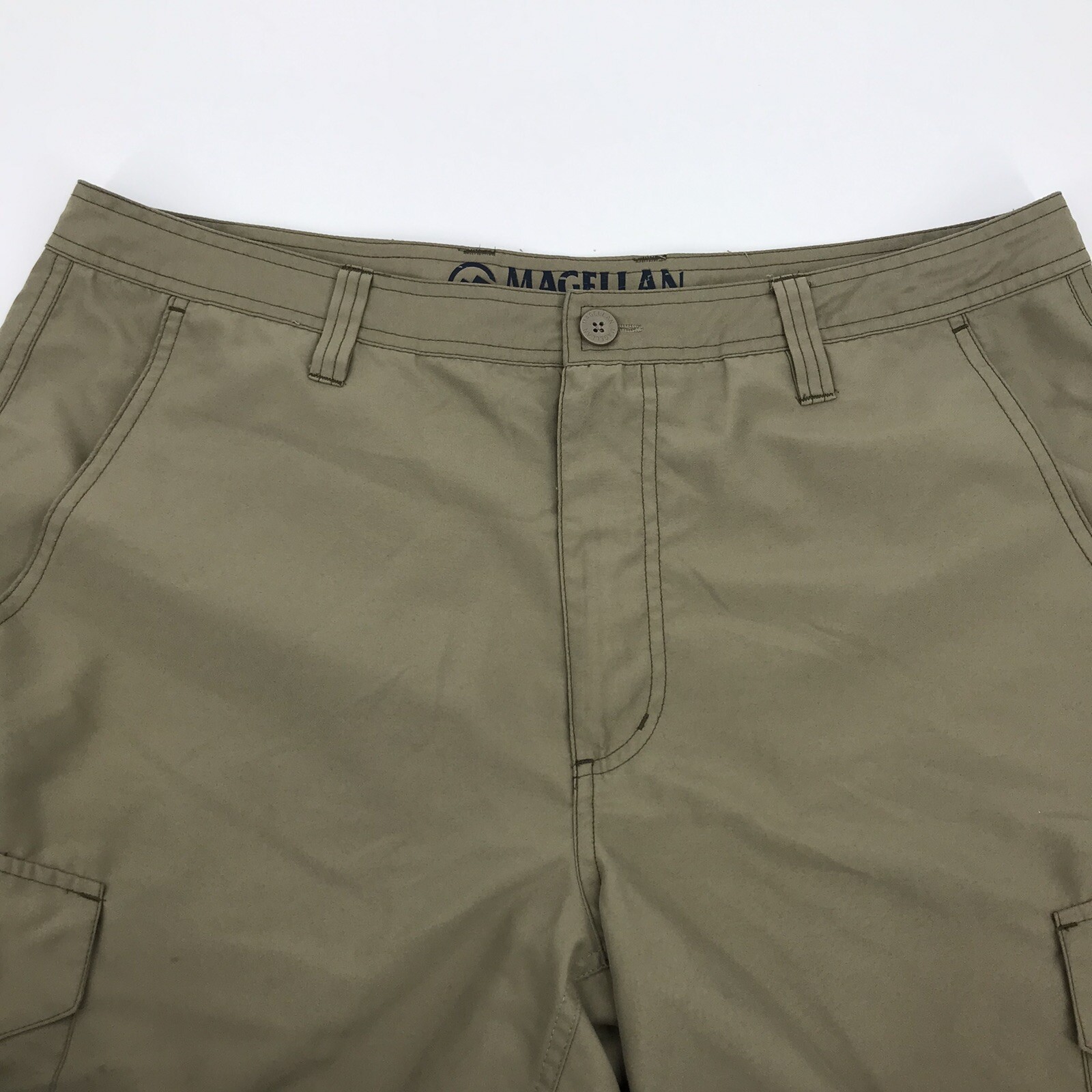 Magellan Outdoors Mens Khaki Cargo Shorts Sz 36W Gem