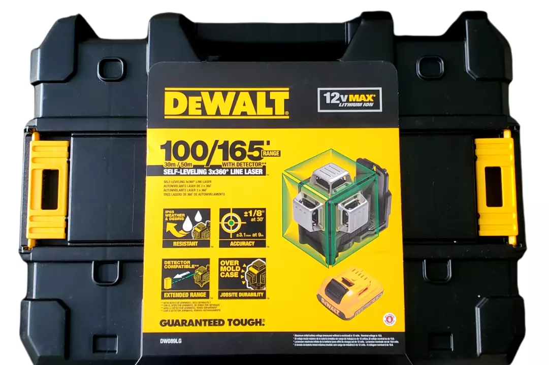 DEWALT DW089LG 12V MAX* Green 3 x 360 Line Laser - DW089LG