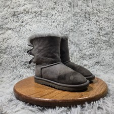 Ugg Kids Bailey Bow II Kids Size 2 Grey Suede Sheepskin Wool Lined Winter Boots