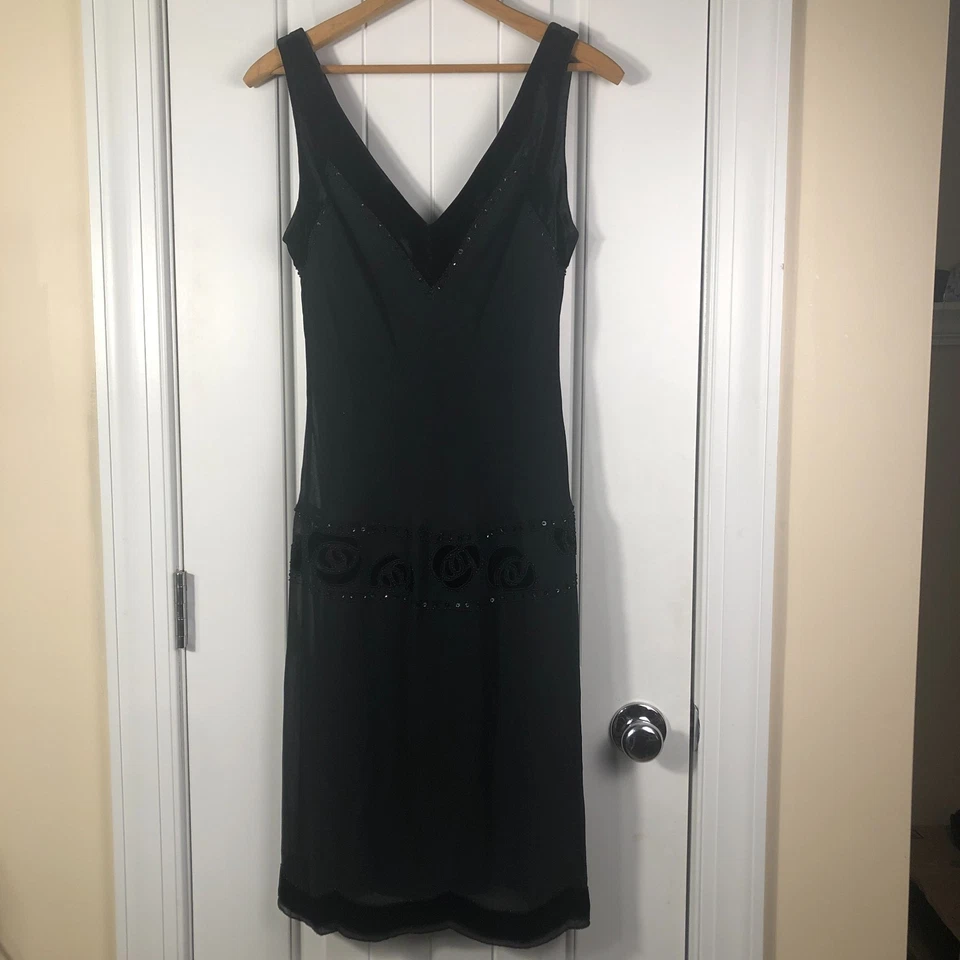 Vestido Negro Vintage Años 90 Talla 8 100% Seda Terciopelo Detalle Gótico Romántico Aleta Foto 3 de 4